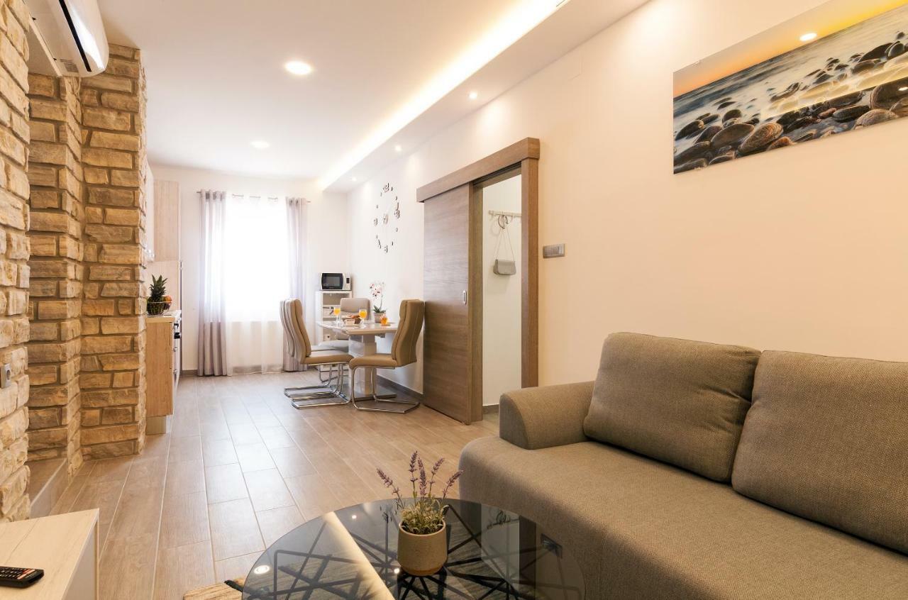 Appartement Stela - Private Terrace & Parking